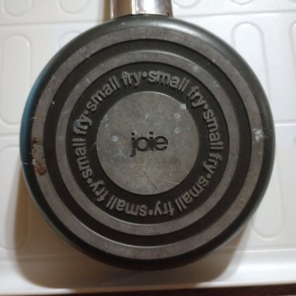 Joie Mini Nonstick Egg and Fry Pan, 4.5”, SCRATCHED - Picture 7 of 12